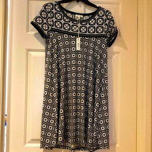 NWT-Max Studio Black and White Geometric Dress, size small
